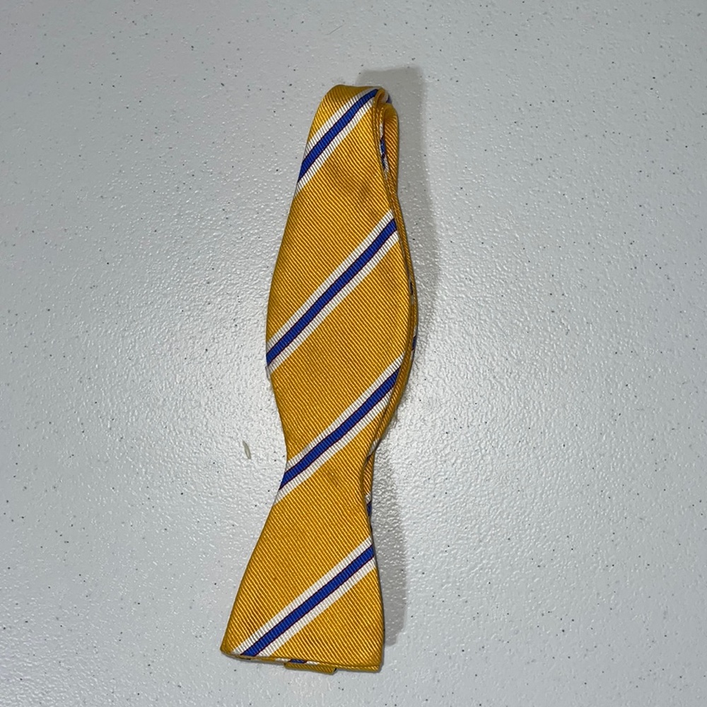 SaddleBred Bow Tie